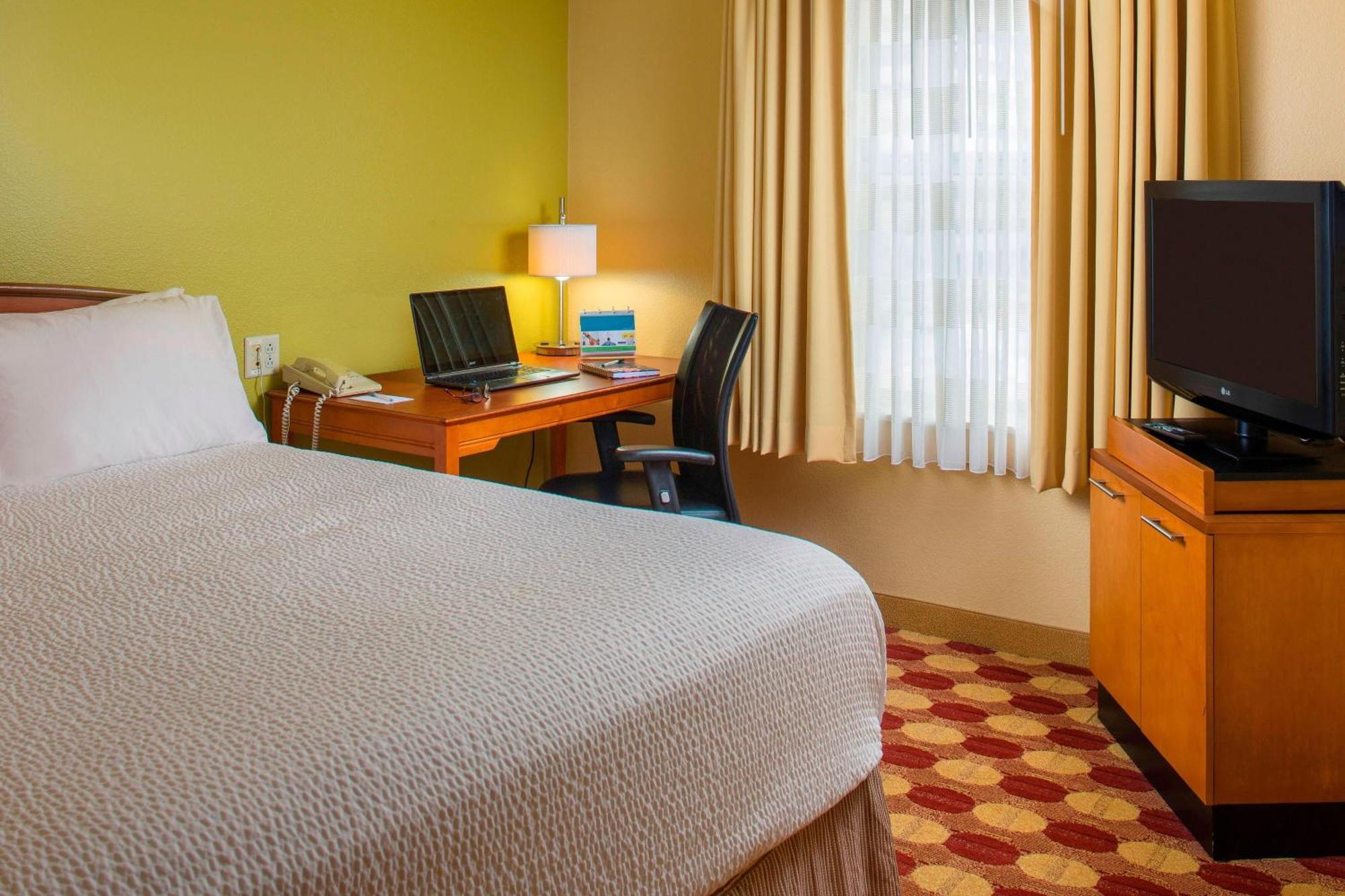 Towneplace Suites New Orleans Metairie Harahan Екстер'єр фото